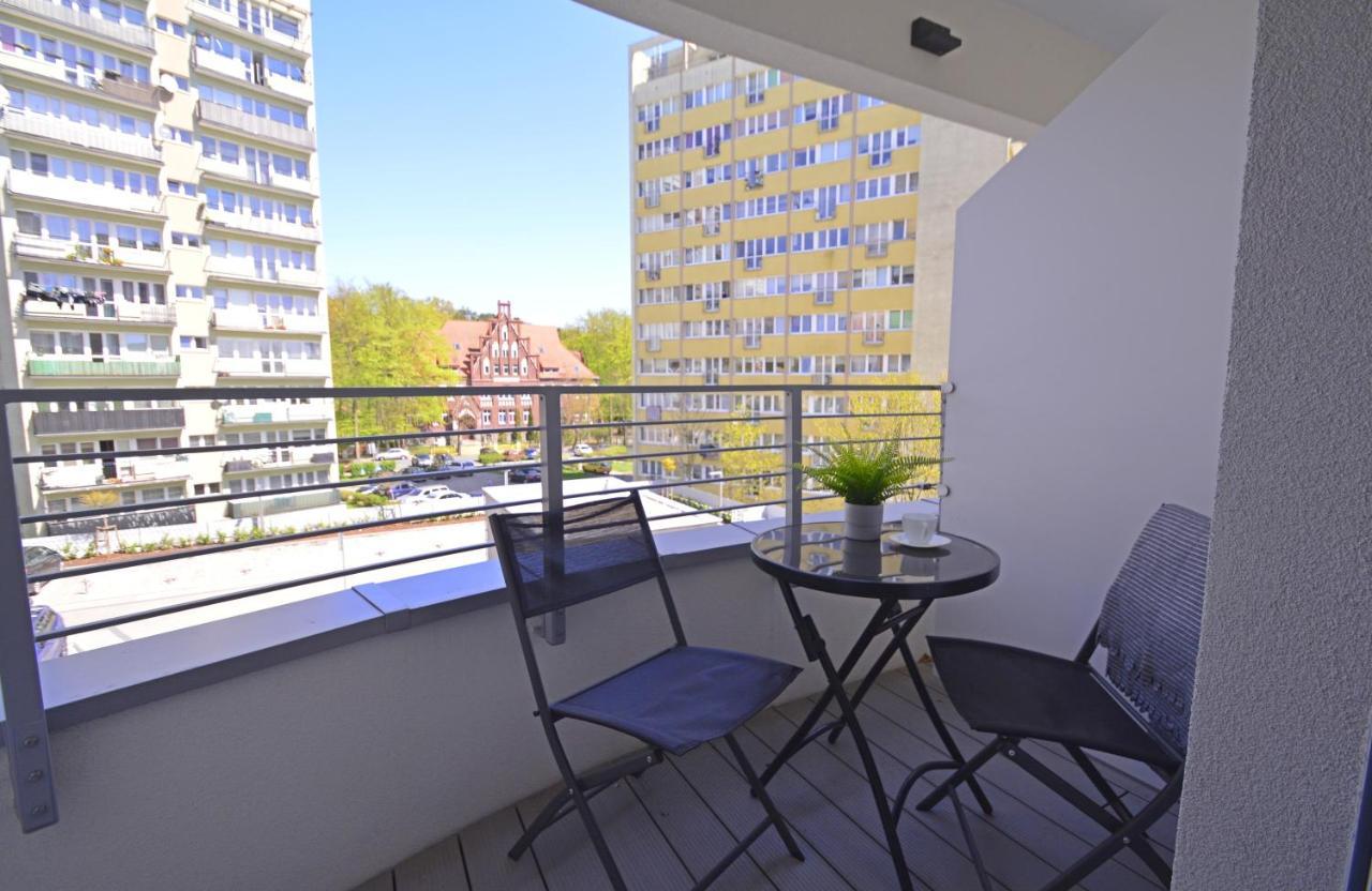 Apartamenty Bryza - Osiedle Sun Towers 38-39, Parking W Garazu Swinemünde Exterior foto